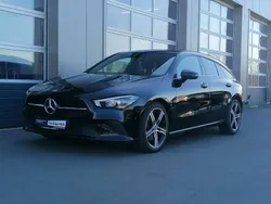 Nachtschwarz unilack Gebraucht 2019 Mercedes CLA220 Shooting Brake Kombi | 20.590 € (Fairer Preis)