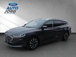 Grau Gebraucht 2024 Ford Focus Titanium Kombi | 22.488 € (Superpreis)