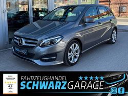 Grau Gebraucht 2018 Mercedes B200 Style Van / Kleinbus | 20.990 € (Etwas zu teuer)