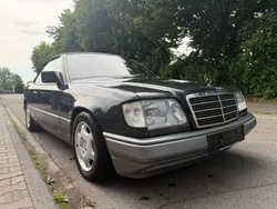 Schwarz Gebraucht 1994 Mercedes E200 Cabrio | 12.950 €