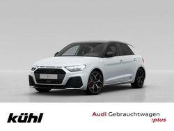 Gletscherweiß metallic Gebraucht 2024 Audi A1 S-Line Kleinwagen | 32.980 € (Etwas zu teuer)