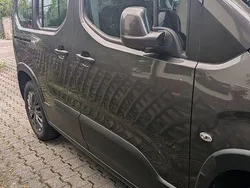 Grau Gebraucht 2019 Peugeot Rifter Allure Van / Kleinbus | 16.500 € (Fairer Preis)