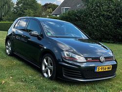 Schwarz Gebraucht 2014 VW Golf VII GTI Limousine | 11.900 € (Fairer Preis)