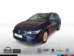 Blau Gebraucht 2025 VW Golf VIII Life Kombi | 25.280 € (Guter Preis)