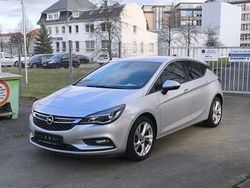 Silber Gebraucht 2016 Opel Astra Dynamic Limousine | 8.500 € (Fairer Preis)