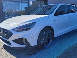 Atlas white Neu 2025 Hyundai i30 N Line Limousine | 27.740 € (Fairer Preis)