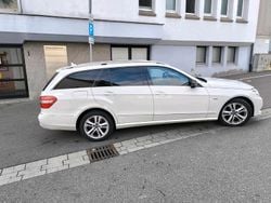 Weiß Gebraucht 2012 Mercedes E200 Kombi | 5.999 €