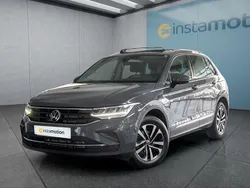 Grau Gebraucht 2021 VW Tiguan SUV | 27.249 € (Fairer Preis)