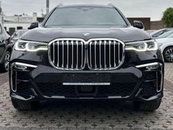 Schwarz Gebraucht 2019 BMW X7 M Sport SUV | 59.148 € (Etwas zu teuer)