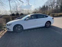 Weiß Gebraucht 2018 Opel Insignia Dynamic Limousine | 10.000 € (Superpreis)