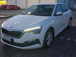 Weiß Gebraucht 2021 Skoda Scala Cool Plus Kleinwagen | 11.500 € (Guter Preis)