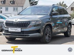 Grau Gebraucht 2024 Skoda Karoq SportLine SUV | 33.420 € (Fairer Preis)