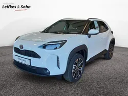 Schneeweiß Neu 2025 Toyota Yaris Cross SUV | 30.290 €