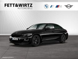 Saphirschwarz metallic Gebraucht 2022 BMW 320 M Sport Limousine | 31.790 € (Guter Preis)