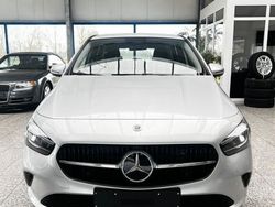Iridiumsilber Gebraucht 2023 Mercedes B180 Van / Kleinbus | 32.890 € (Fairer Preis)