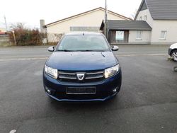 Blau Gebraucht 2015 Dacia Sandero Celebration Limousine | 4.650 € (Fairer Preis)
