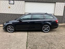Schwarz Gebraucht 2020 Skoda Octavia RS Kombi | 13.990 € (Fairer Preis)