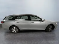 F0 oyster silver met. Neu 2024 VW Passat Business Kombi | 36.847 € (Guter Preis)