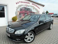 Obsidianschwarz metallic Gebraucht 2010 Mercedes C180 Limousine | 11.949 € (Teuer)