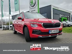 Rot Gebraucht 2024 Skoda Kamiq Selection SUV | 32.890 € (Teuer)