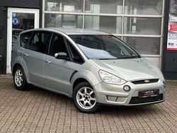 Grau Gebraucht 2010 Ford S-MAX Titanium Van / Kleinbus | 2.990 € (Superpreis)