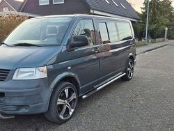 Grau Gebraucht 2009 VW T5 Trendline Van | 12.900 € (Teuer)