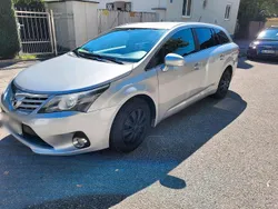 Silber Gebraucht 2012 Toyota Avensis Sol Kombi | 6.500 € (Fairer Preis)