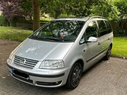 Grau Gebraucht 2007 VW Sharan Van / Kleinbus | 3.499 € (Guter Preis)