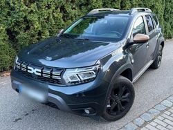 Grau Gebraucht 2024 Dacia Duster Extreme SUV | 19.399 € (Guter Preis)