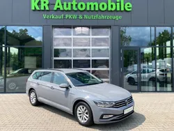 Grau Gebraucht 2022 VW Passat Business Kombi | 17.975 € (Fairer Preis)