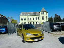 Farbe gelb persepolis/metallic Gebraucht 2003 Peugeot 206 Tendance Kombi | 2.499 € (Etwas zu teuer)