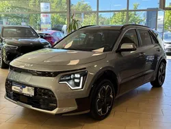Grau Gebraucht 2023 Kia e-Niro Vision SUV | 26.000 € (Guter Preis)