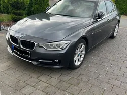 Grau Gebraucht 2013 BMW 320 Sport Line Limousine | 14.350 € (Fairer Preis)