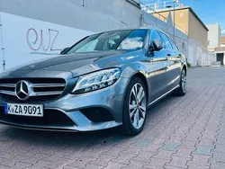 Grau Gebraucht 2018 Mercedes 220 SUV | 20.500 € (Superpreis)