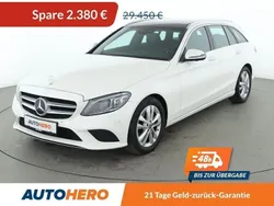 Weiß Gebraucht 2020 Mercedes C300 Avantgarde Limousine | 27.070 €