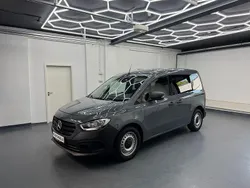 Grau Gebraucht 2023 Mercedes Citan 112 Kombi | 19.990 € (Guter Preis)