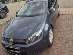 Blau Gebraucht 2009 VW Golf VI Kombi | 3.500 € (Etwas zu teuer)