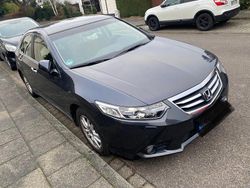 Grau Gebraucht 2015 Honda Accord Lifestyle Limousine | 11.900 € (Fairer Preis)