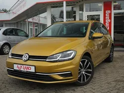Schwarz Gebraucht 2016 VW Golf VII Allstar Limousine | 19.990 €