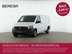 Weiß Gebraucht 2024 Mercedes Vito Van / Kleinbus | 37.158 € (Etwas zu teuer)