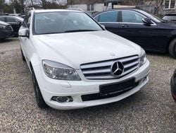Weiß Gebraucht 2009 Mercedes C220 Avantgarde Limousine | 6.900 € (Fairer Preis)