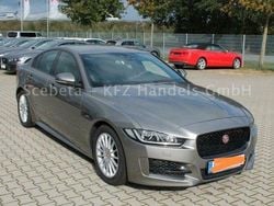 Grau Gebraucht 2018 Jaguar XE R-Sport Limousine | 14.700 € (Superpreis)