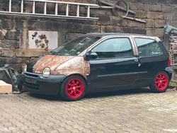 Schwarz Gebraucht 2006 Renault Twingo Kleinwagen | 1.850 € (Etwas zu teuer)