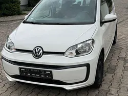 Weiß Gebraucht 2018 VW up! move up! Kleinwagen | 6.300 € (Guter Preis)
