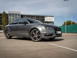 Grau Gebraucht 2015 Audi A3 S-Line Limousine | 16.100 € (Fairer Preis)