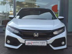 Weiß Gebraucht 2018 Honda Civic Sport Limousine | 19.980 € (Etwas zu teuer)