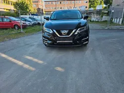 Schwarz Gebraucht 2017 Nissan Qashqai N-Connecta SUV | 11.999 € (Fairer Preis)