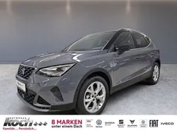 Grau Neu 2025 Seat Arona FR SUV | 29.390 €