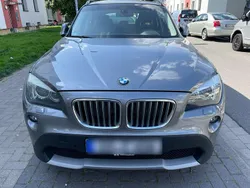 Grau Gebraucht 2011 BMW X1 SUV | 12.500 €