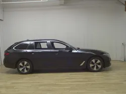 Schwarz Gebraucht 2021 BMW 520 Performance Kombi | 20.980 € (Superpreis)
